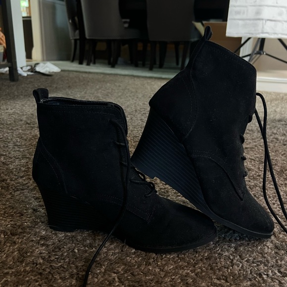 Black Velvet Booties - Picture 4 of 5